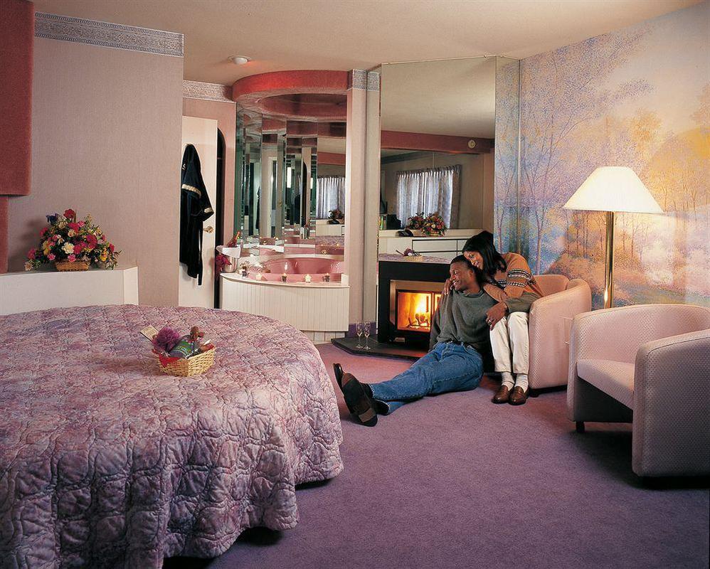 Pocono Palace Resort East Stroudsburg Exterior foto